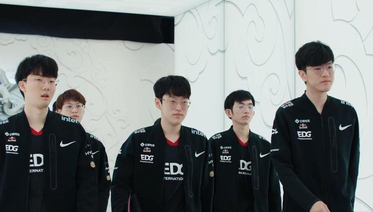 体能劣势显 体能劣势显