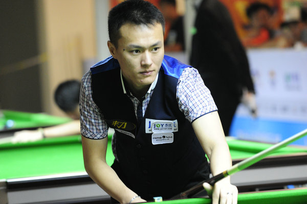 彩竞争与突 彩竞争与突