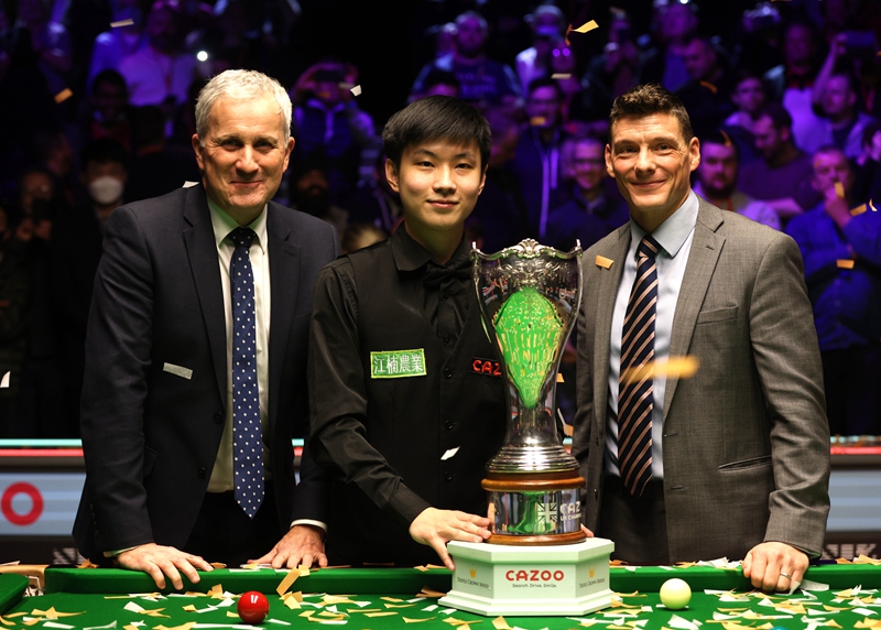 手与普通强 手与普通强