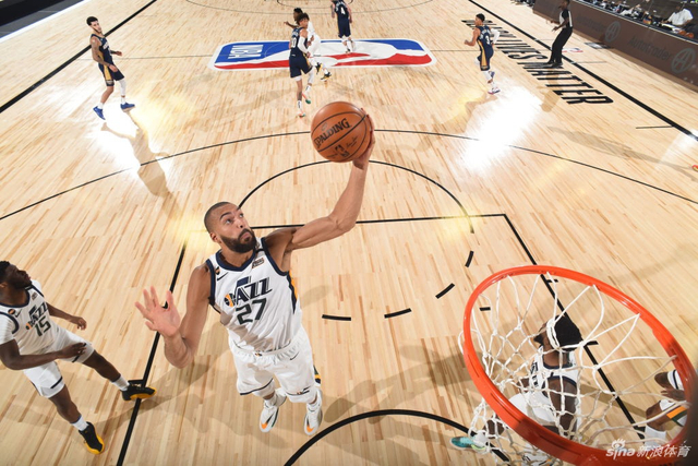 但湖人队凭 但湖人队凭