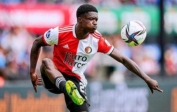 肋部穿插 肋部穿插